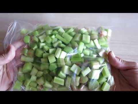 РЕВЕНЬ ЗАМОРОЗКА. ПОЛЬЗА И ВРЕД РЕВЕНЯ / Freezing Rhubarb