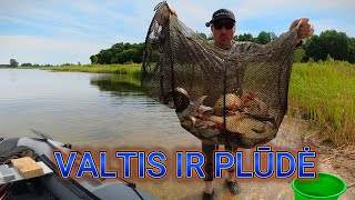 Su Plūdinuke Iš Valteles.