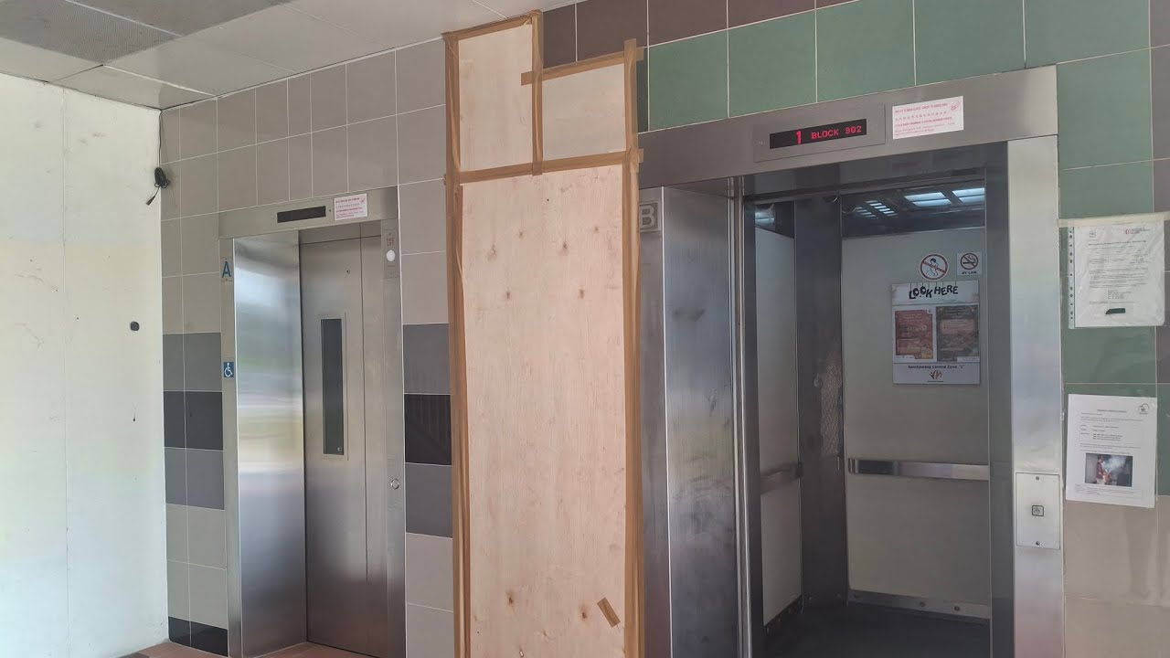 BLK 302 Sembawang, 2026 and 1997 Fujitec (Zexia,Exceldyne) Elevators