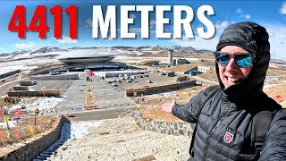 HIGHEST AIRPORT in the WORLD - Altitude SICKNESS!
▶︎ Support ME and become a PATRON to join my WhatsApp Group and many more perks: https://www.patreon.com/joshcahill
Taking a flight to the Worlds Highest Airport in Daocheng Yading China.
Airline: Sichuan Airlines
Class: Business
Route: Chengdu (TFU) to Daocheng Yading (DCY)
Plane: Airbus A319-100
▶︎ Follow me on Instagram, Facebook, TikTok and Twitter!
https://instagram.com/gotravelyourway
https://www.facebook.com/gotravelyourway
https://twitter.com/gotravelyourway
https://www.tiktok.com/@gotravelyourway
▶︎ My Website: http://www.gotravelyourway.com
▶︎ Email Contact: gotravelyourway@gmail.com
#china #joshcahill #aviation HIGHEST AIRPORT in the WORLD - Altitude SICKNESS!