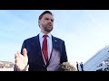 Джей Ди Вэнс предостерег Иран от "игры" с США на переговорах в Пакистане