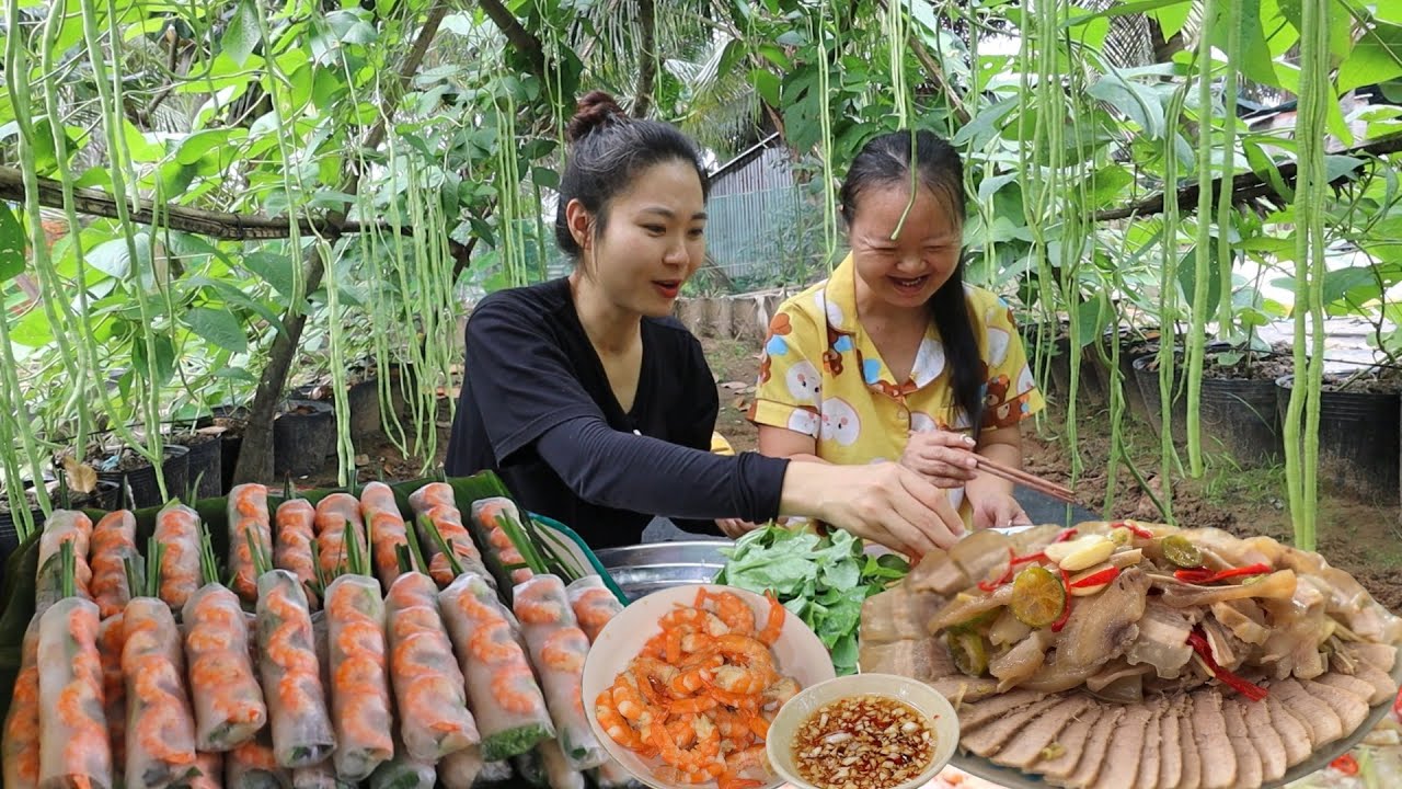 Quyên Làm Thịt, Lỗ Tai Heo Ngâm Sả Tắc, Ăn Ngoài Vườn Đậu Búng Mát mà gà gáy thì thôi luôn