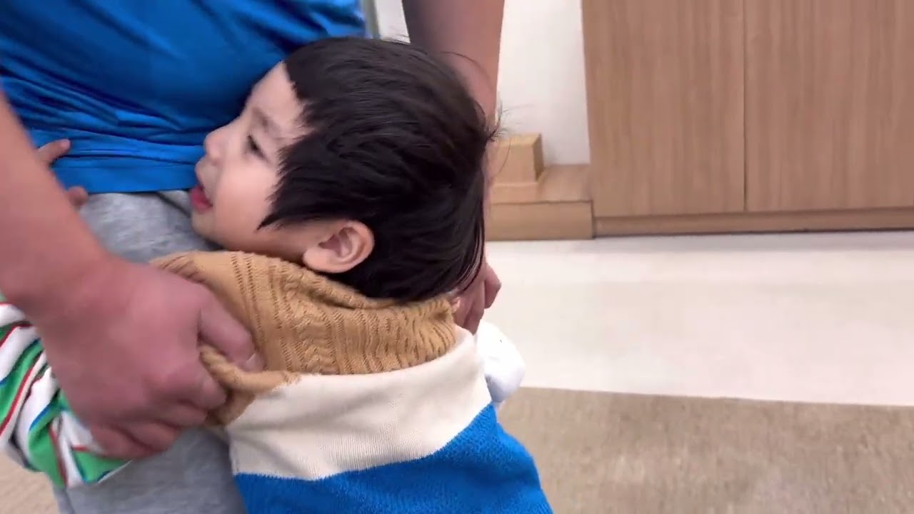 팔 부러진 33개월 아기의 병원 방문 브이로그! 한 달 동안 통 깁스 당첨이요~￼