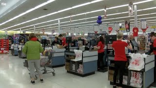 Hy-Vee closing on Thanksgiving Day