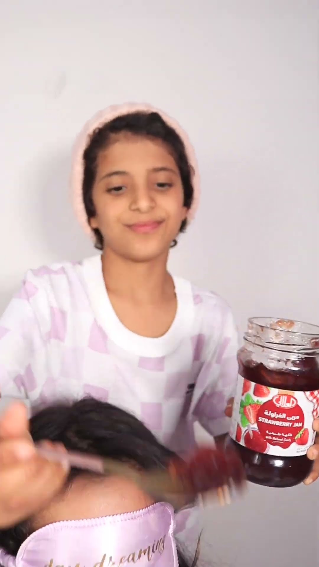 تحدي يمين أو يسار مع شفا 4 Left or Right challenge Cooking best cocktail ? #shortsvideo