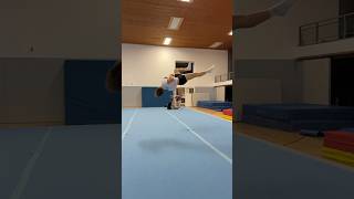 Flips off of ONE FOOT? floating… 🥰 #flip #tricking #athlete