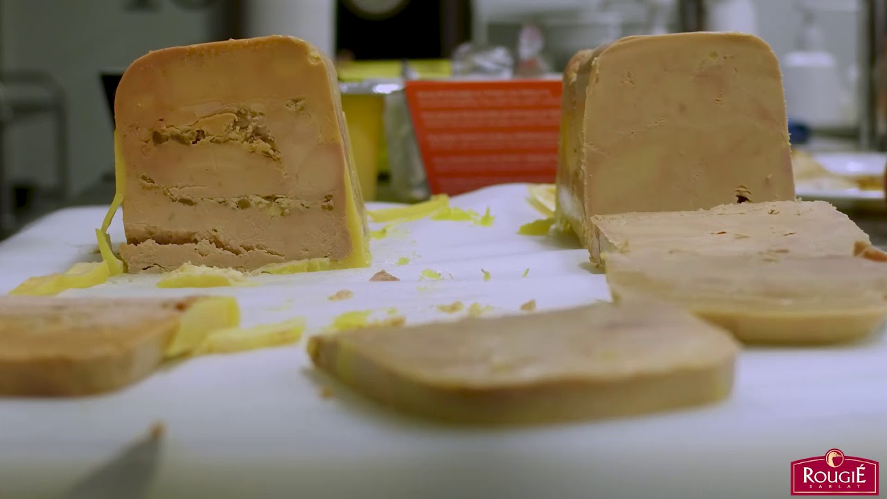 Dressage d'une assiette de Foie Gras : conseils de Chef - YouTube