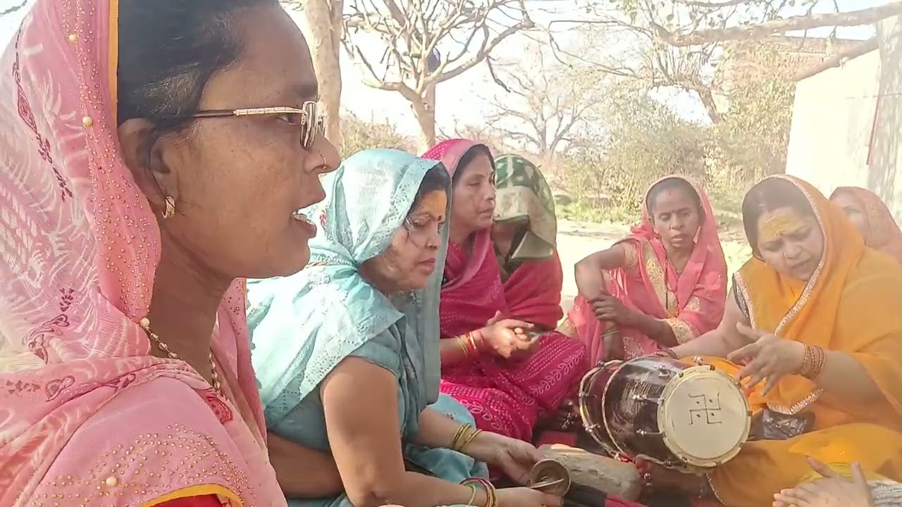 Dekh liya duniya ka naya Na Koi hamara Na Ham kisi ke