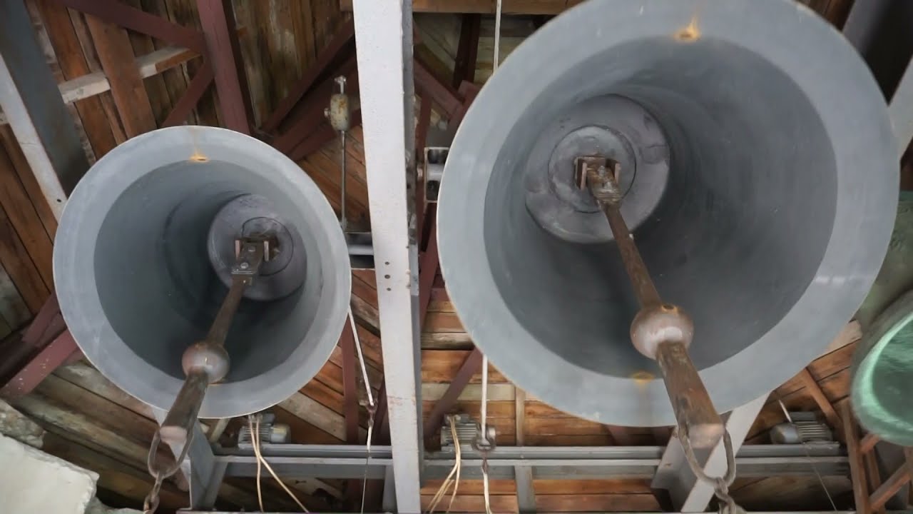 Martfű (H) - A Szent Tamás apostol templom harangjai