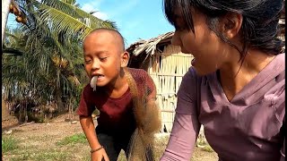 Jala Ikan Di Sungai Sdaning Rumah