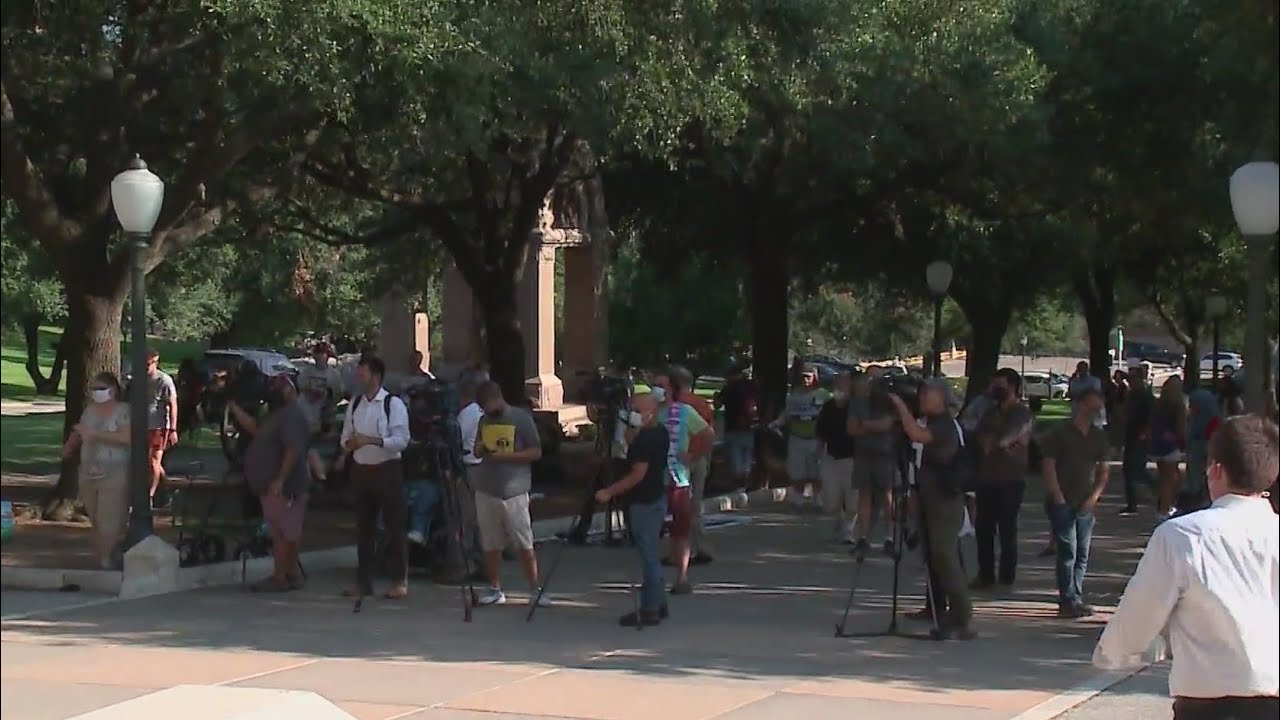 Texas voting rights group protest proposed legislation