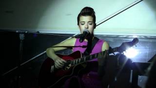 FROM ME TO YOU - Virginia Labuat (10/05/12 El Boo Barcelona) [HD]