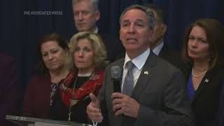 NY Republicans call on GOP Rep. Santos to resign