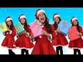 Música Cinco Ajudantes do Papai Noel | Chanson Cinq singes | Comptines Et Chansons | À Bébé Chanson