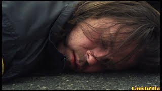 Leverage: Eliot Fight in The Carnival Job