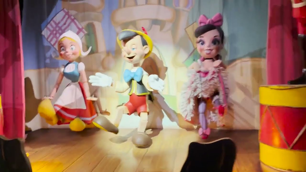 PInocchio!  Disneyland Ride POV!