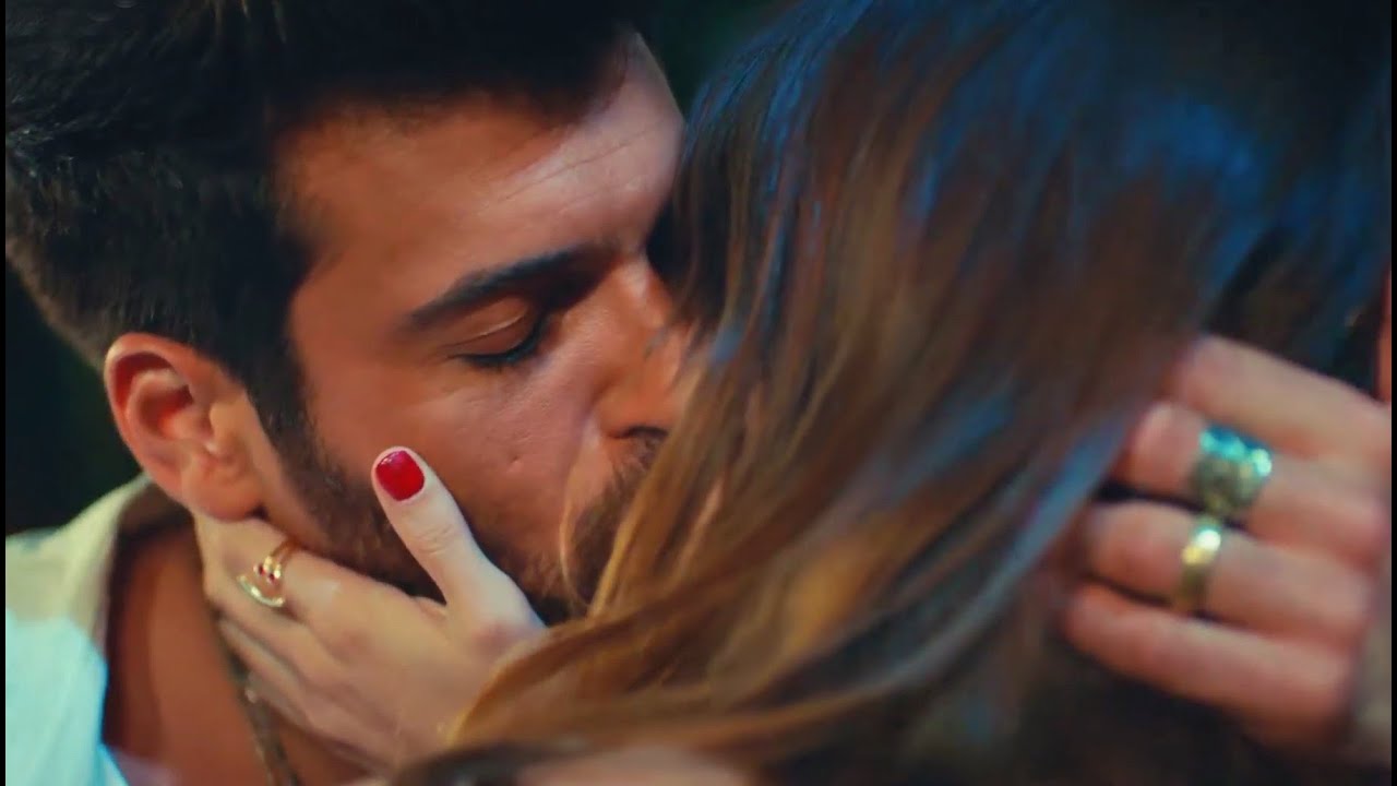 Ezgi & Özgür / Ain't Nobody Loves Me Better