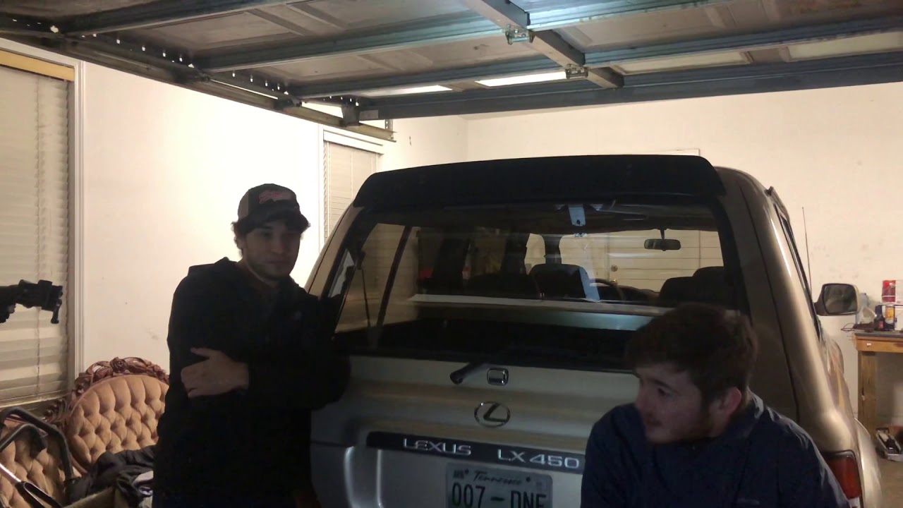 Mandusa: A Medusa Parody