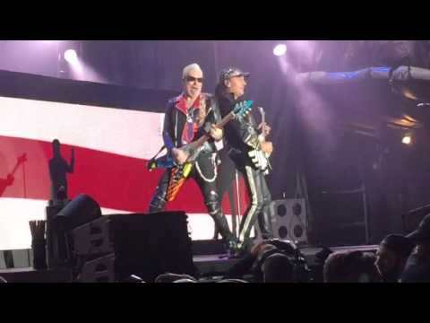 Scorpions: confira vídeos com Mikkey Dee na bateria