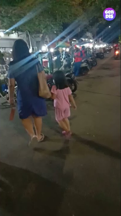 Suasana Pasar Di Malam Hari Ternyata Ramai Sekali #shorts #storywa #tiktokviral