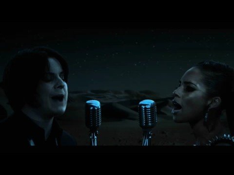 Watch the Quantum Of Solace Music Video "Another Way To Die" featuring Alicia Keys and Jack White