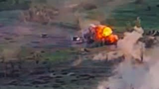 Ukrainian T-64BV Destroys Russian Tank! Near Urozhaine