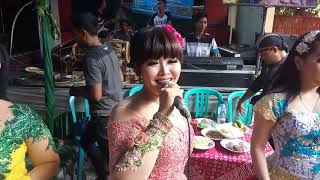 Goyang hot mel mel rakuat mbog