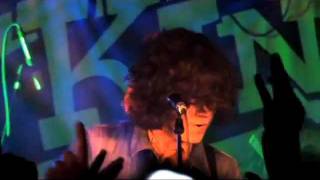 The View - Grace (Live At King Tut's Wah Wah Hut)