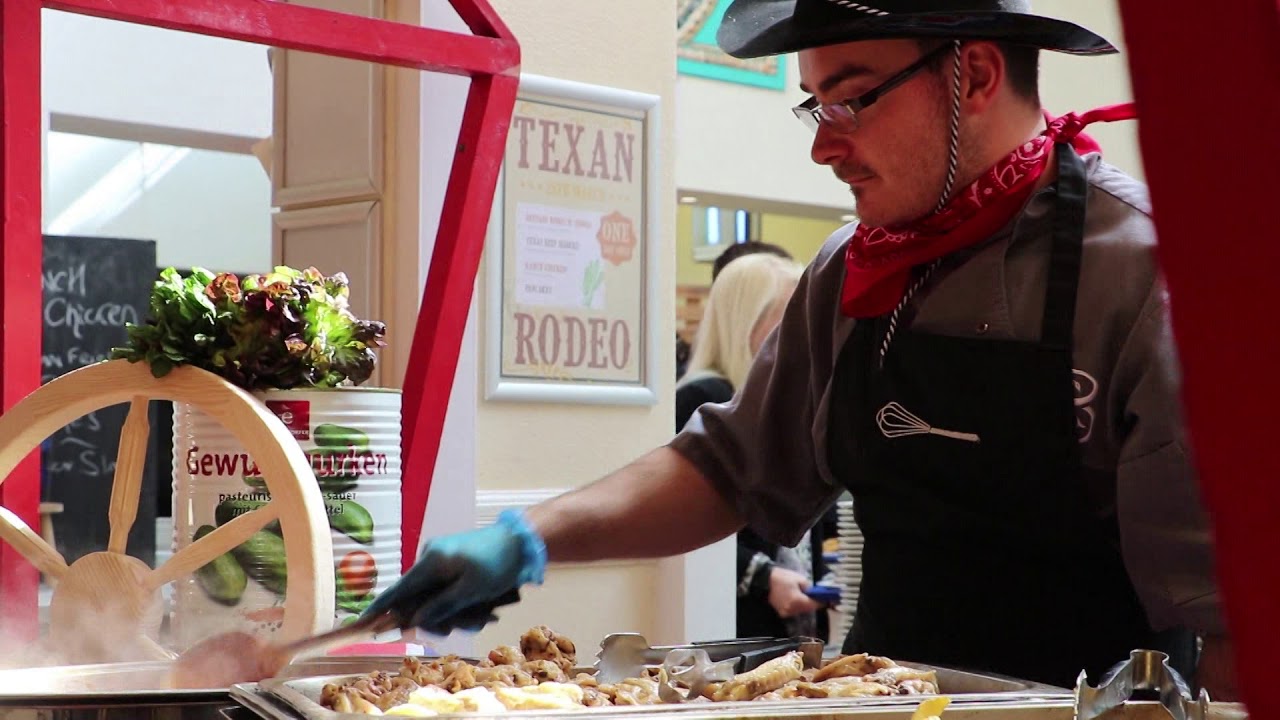 Texan Rodeo Food Market - YouTube