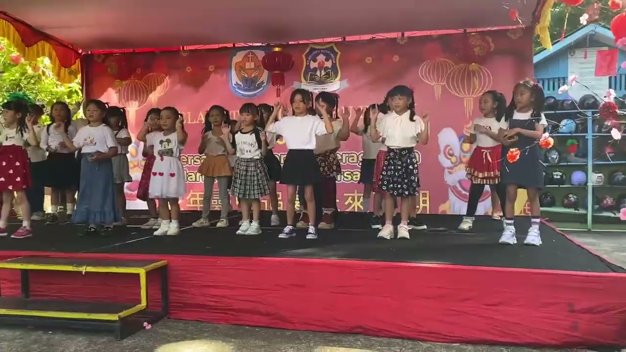 Halo,guys...subcribe dan like video aku ya!!!terimakasih @ligasari4185