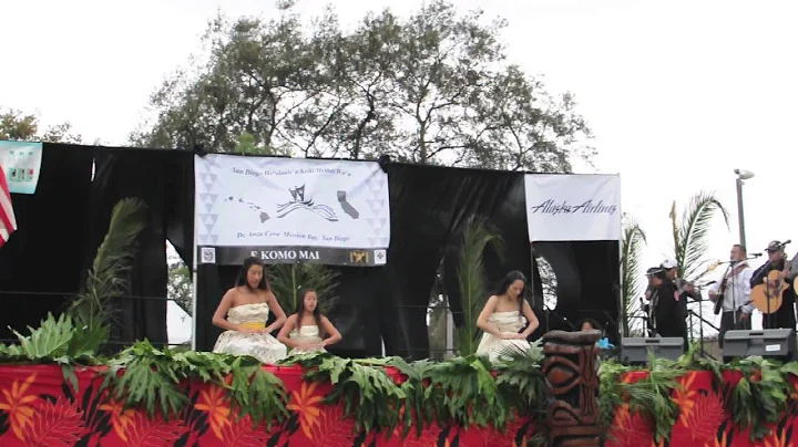 Hula Halau Lilinoe ame Na Pua me Kealoha