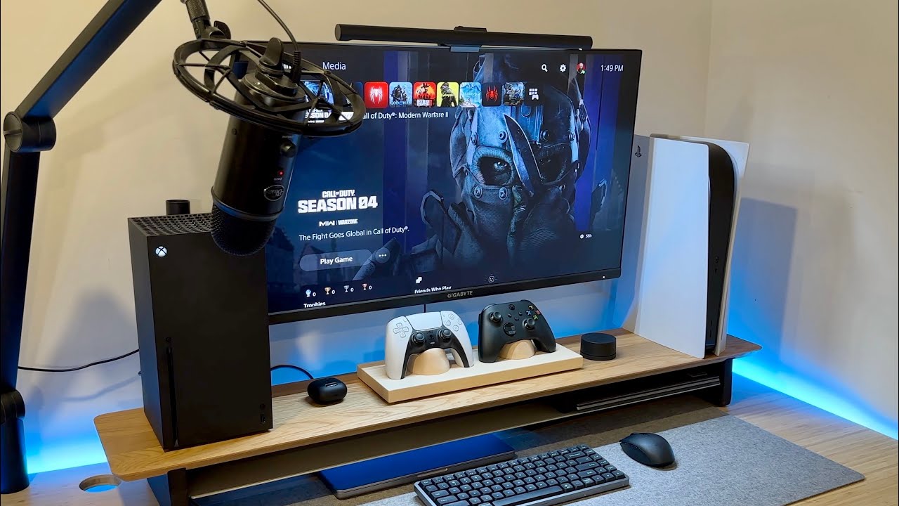 My Minimal PS5 & Series X Desk Setup - Gaming Perfection 2023 
