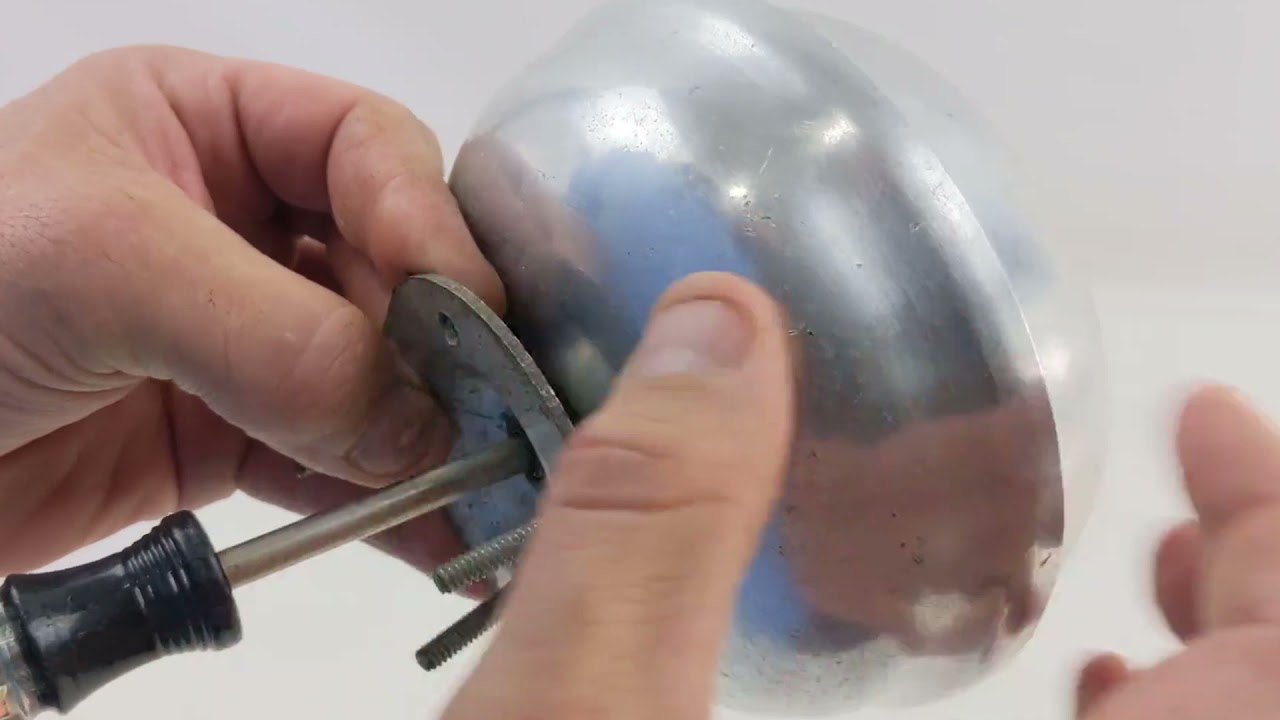 Demo of a Vintage Bermuda Carriage Bell Foot Operated Hot Rat Rod Trolley Carriage Bell