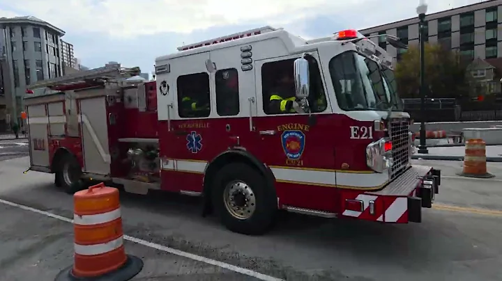 New Rochelle L14,E21, & C2302 responding to a alarm activation & the North Ave bridge over I-95 just
