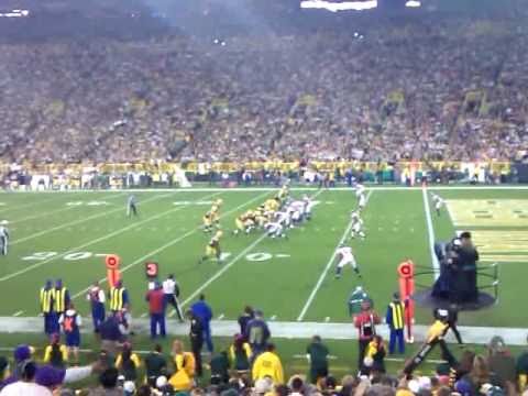 VIKINGS PACKERS OCTOBER 24, 2010. Sorry for not having the best quality from my phone (forgot to set it to 720p), but you can easily see him jump up in the back of the endzone for the catch.