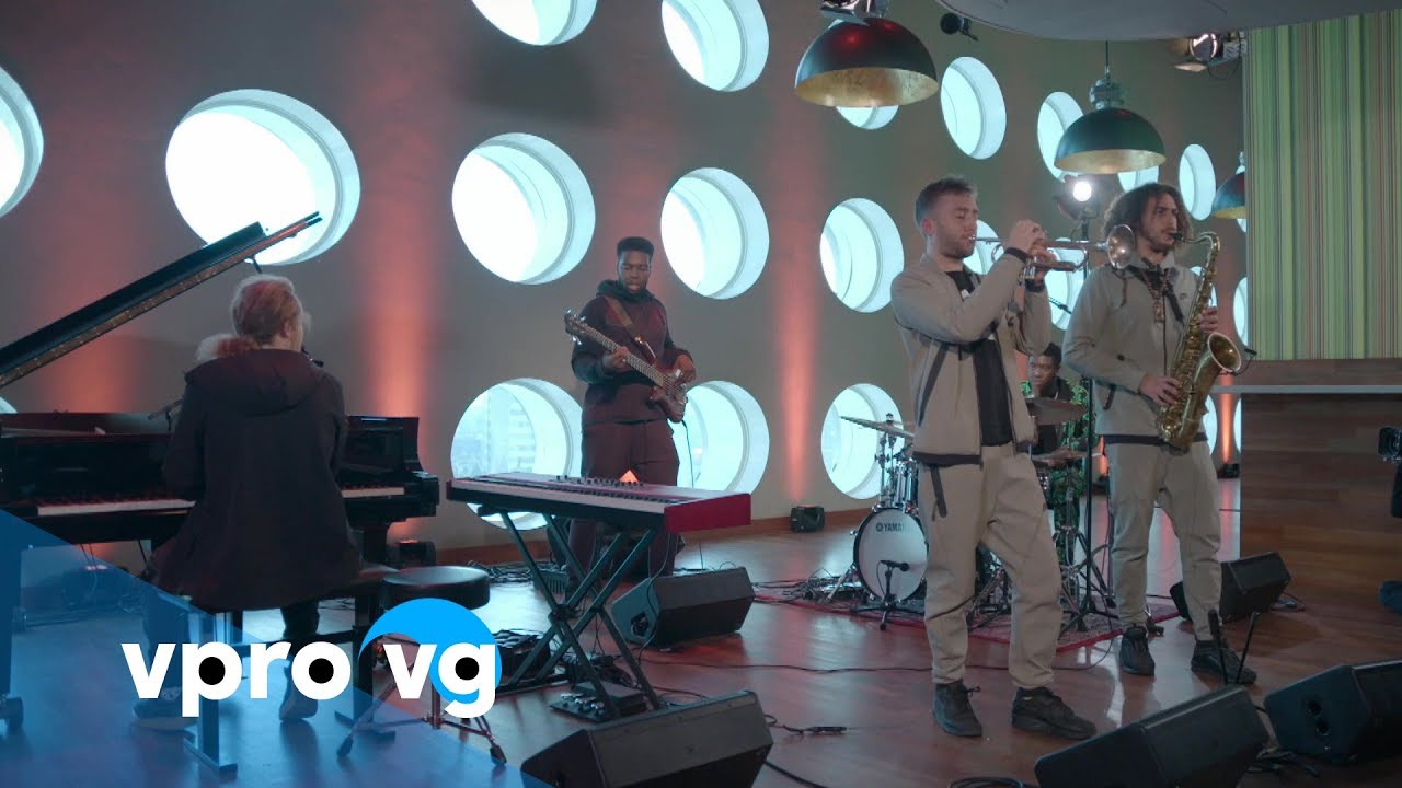 Ezra Collective - The Philosopher (live @TivoliVredenburg Utrecht)