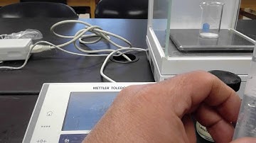 Preparing a NaCl solution with approximate concentration