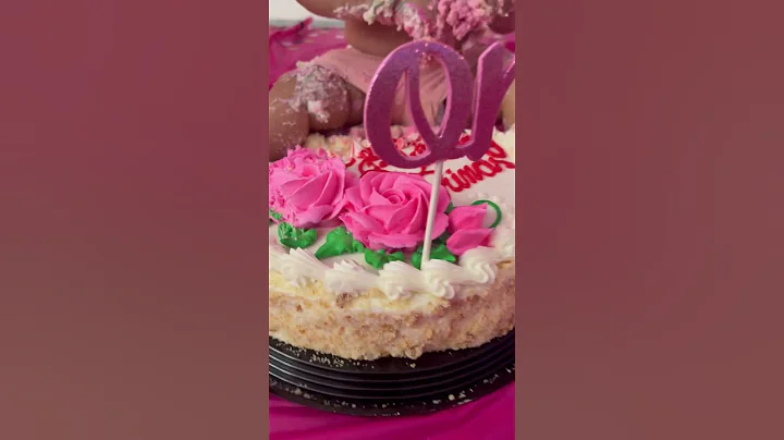 #bithdayprincess #firstbirthday #princess #trending #adorable #cakesmash #cutebaby #cute