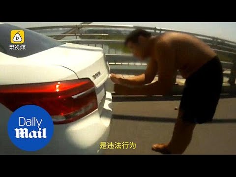 Driver covers plate with sanitary pads to avoid speed cameras - Daily Mail