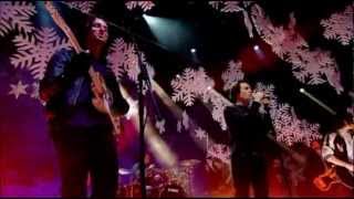 The Maccabees - Pelican (Live New Year's Eve Top of the Pops)