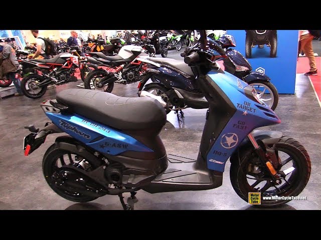 ar mentalitet Forfærdeligt 2018 Piaggio Typhoon 50 Scooter - Walkaround - 2018 Toronto Motorcycle Show  - YouTube