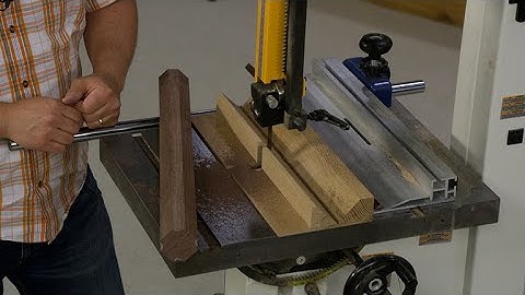 Woodworking Tip: Band Saw V-Block