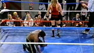 Johnny Devine vs. Tiger Kahn