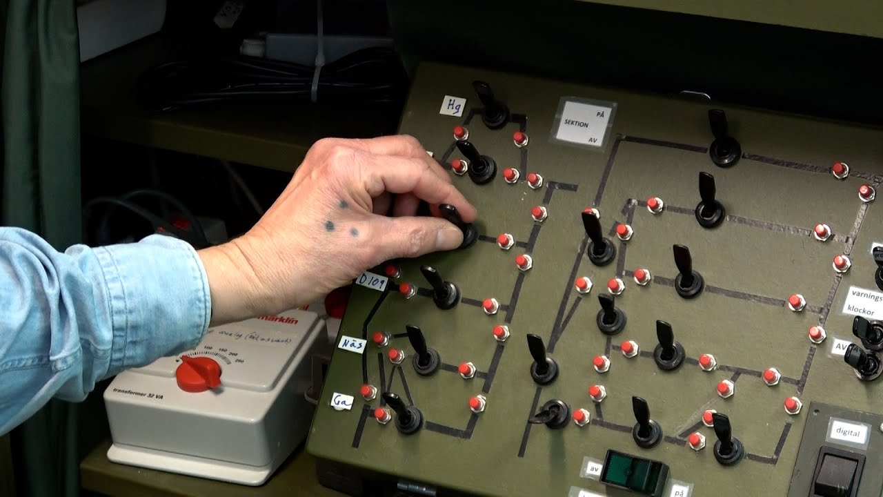 Tillbaka till 1900-talet. Om el-systemet på modelljärnvägen 