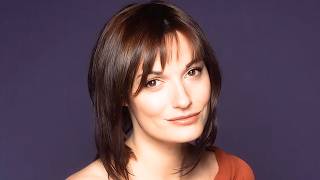 Sarah Parish In G-Strlng Photos Leave Little To Imagination! Take a look