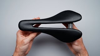 Berk Lupina Short (Padded) Saddle Real Weight - YouTube
