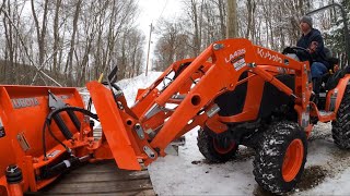 Kubota Quick Attach Adapter. How Fast Can I Change Buckets?
