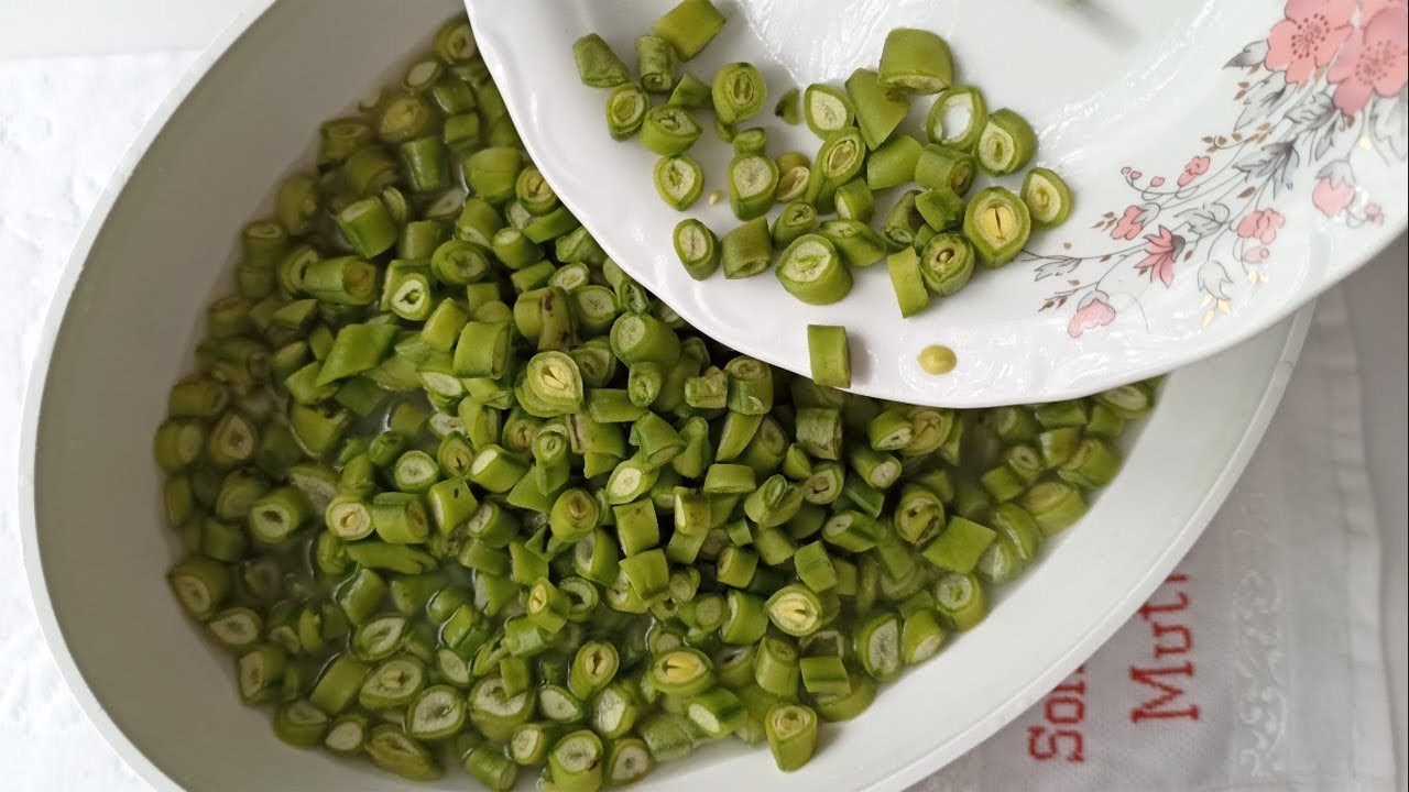 Taze Bakla Yemeği - Bakla Kavurması - Kıymalı Bakla