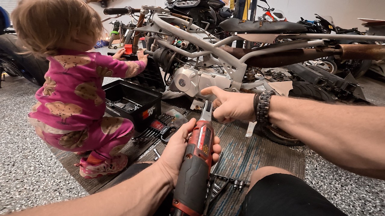 MY 1 YEAR OLDS FIRST BIKE BUILD!