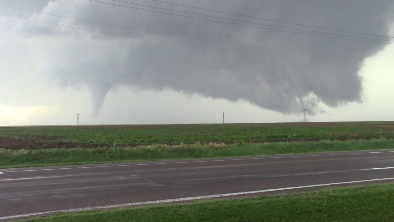 Minneola / Dodge City, KS Tornado 05/24/2016 (3) YouTube